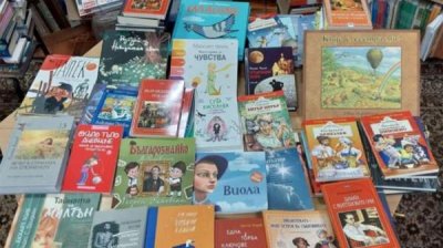Библиотека им. Христо Ботева в Кишиневе получила в дар из Болгарии более 100 новых книг