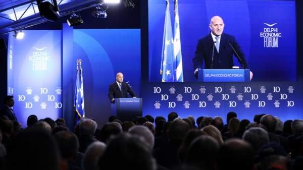 Президент Радев: Европа может справиться с вызовами, повысив свои амбиции