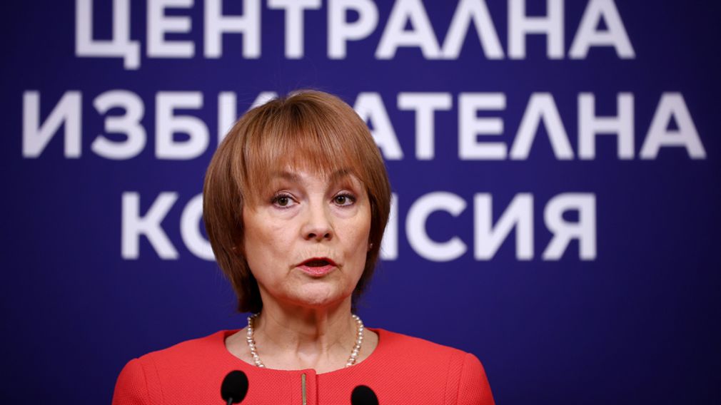 Из 4786 кандидатов в депутаты женщины составляют лишь 1439