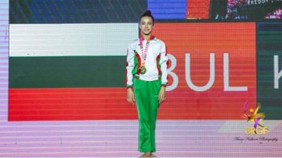 Эльвира Краснобаева завоевала три медали на ЧЕ по художественной гимнастике