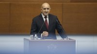 Политический пейзаж в застое, но растет недоверие к власти