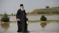 Ушел из жизни защитник нуждающихся отец Иван из Нови-Хана