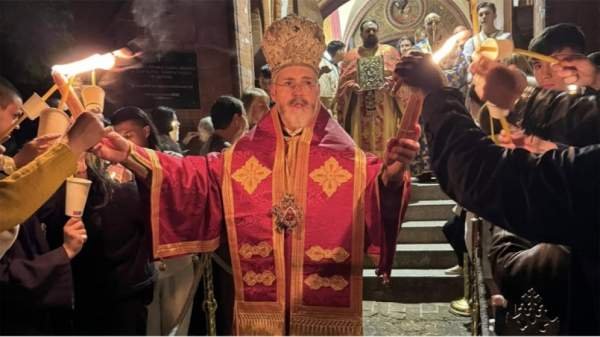 Митрополит Антоний: Свет Христова Воскресения дает нам благодатные силы на нашем житейском пути