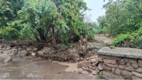Наводнение в Болгарии: военные вертолеты эвакуировали пострадавших в Карлово, часть сел без электричества, прервано дорожное сообщение
