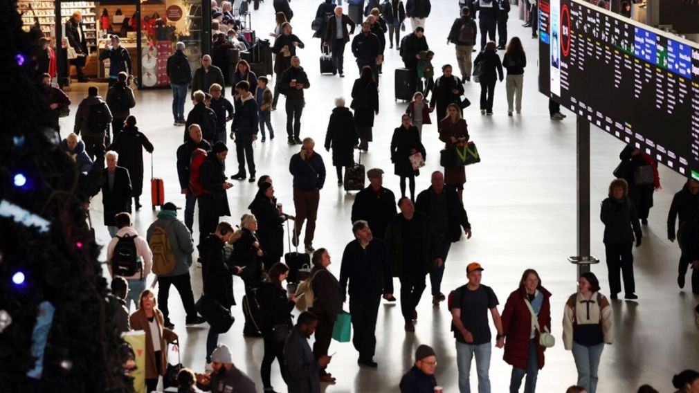 11 000 болгар покинули Великобританию за год
