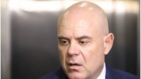 Бывший главный прокурор Иван Гешев входит в политику