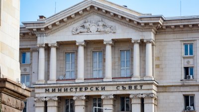 Премьер-министр Болгарии провел телефонный разговор с главой МИД Великобритании