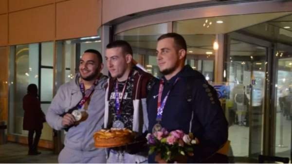 Болгарская мужская сборная заняла первое место на ЧЕ по тяжелой атлетике