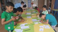 Организация «Каритас» отправляет в школы волонтеров для обучения детей беженцев болгарскому языку