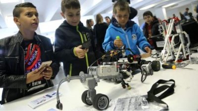 &laquo;На расстоянии, но ближе&raquo; &ndash; Х Софийский фестиваль науки