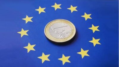Депутаты требуют ускорить процесс перехода к евро