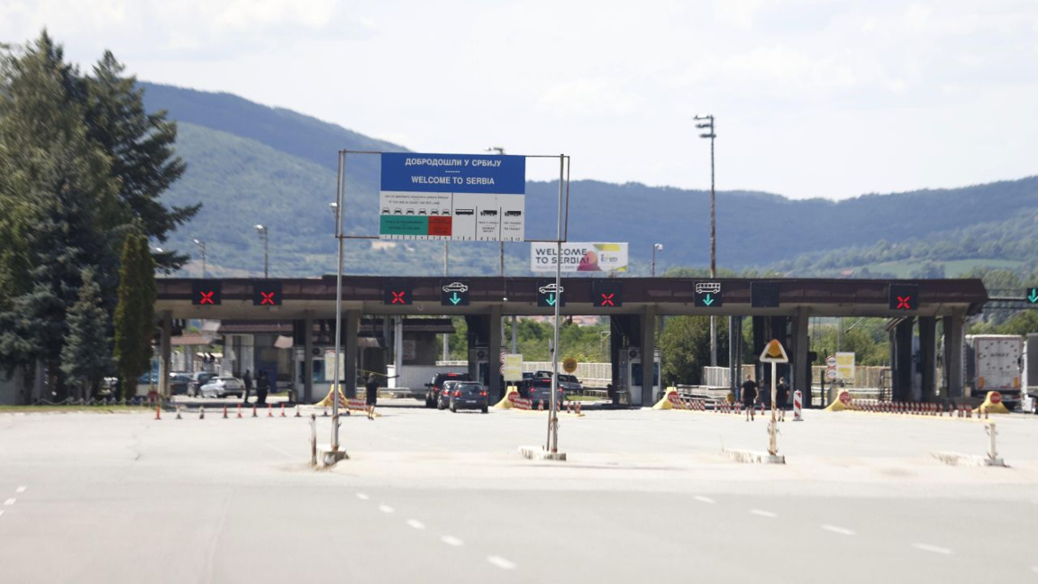 Начался сезонный поток туристов и гастарбайтеров в Турцию
