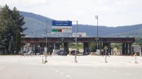 Начался сезонный поток туристов и гастарбайтеров в Турцию