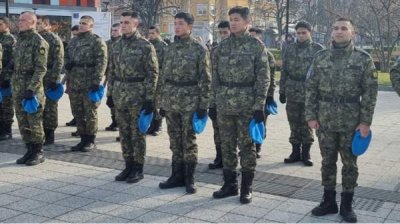 Курсанты из Вьетнама проходят обучение в Военно-воздушном училище в Долна-Митрополия