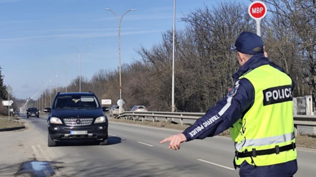 Полиция усиливает контроль на дорогах из-за роста трафика