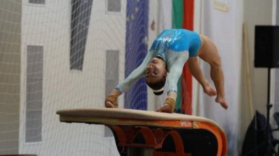 Валентина Георгиева завоевала золото в опорном прыжке на этапе Кубка мира в Осиеке