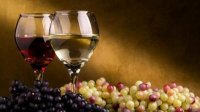 Вино все больше вытесняет традиционную ракию на трапезе болгар, считают эксперты