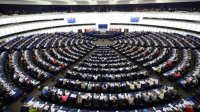 Евродепутаты отправили критики к ЕК из-за американских виз граждан ЕС