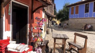 Смотры и фестивали преображают жизнь в небольших населенных пунктах Болгарии