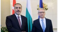 Премьер и президент Болгарии встретились в Софии с главой МИД Турции