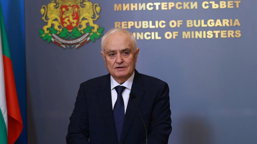 Правительство в отставке одобрило приобретение семи кораблей- тральщиков