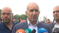 Президент о протестах в защиту лева: Я настаиваю, чтобы людей услышали