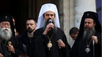 Тысячи людей поддержали введение учебного предмета &quot;Добродетели и религии&quot; в школах