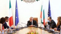 Луиджи Ди Майо приветствовал результаты Болгарии в преодолении пандемии