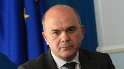 Министр труда и социальной политики Бисер Петков подал в отставку