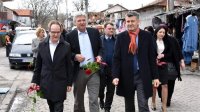 Швейцарские послы в шести балканских государствах посетили цыганский район в Пловдиве