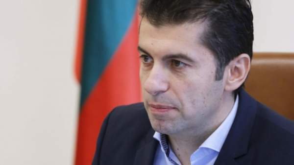 По мнению премьера, 80% болгар против военной помощи Украине