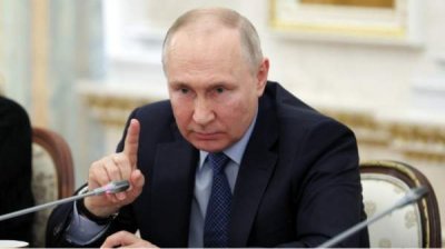 Путин пожаловался на &ldquo;паркетных&rdquo; генералов и похвастался успехами в Украине