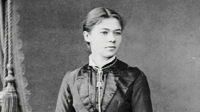 Д-р Тота Венкова и миссия о памятнике первой болгарке с дипломом медика