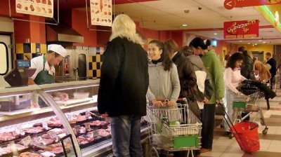 Страх рецессии привел к свертыванию потребления в Болгарии и в Европе