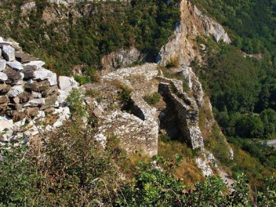 Асенова крепость, окутанная мистикой и легендами