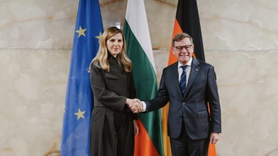Болгария и Германия призывают приостановить атаки на торговые суда в Черном море