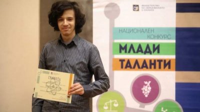 17-летний Звездин Бесарабов: Люди должны развивать свою креативность, все остальное по силам и машинам