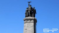 В Софии и Пловдиве отключили подсветку советских памятников