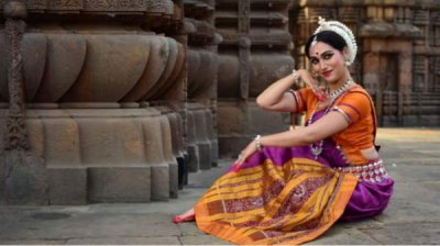 Мистика индийского классического танца будет представлена в Кюстендиле, Софии, Бургасе и Варне