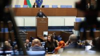 Парламент принял в первом чтении временный Закон о бюджете