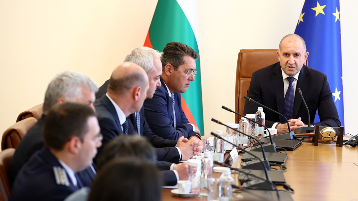 Премьер Радев ожидает от МВД драконовские меры на дорогах