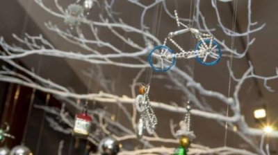 История чешских рождественских игрушек из стекла воскресла в Софии и Пловдиве