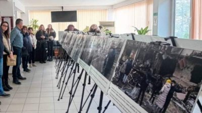 Фотовыставка "Украина &ndash; борьба за жизнь, свободу и демократию" в Софии