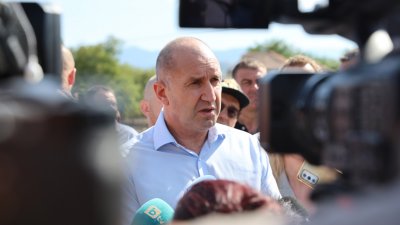 Премьер Радев потребовал расследования инцидента в Струмяни