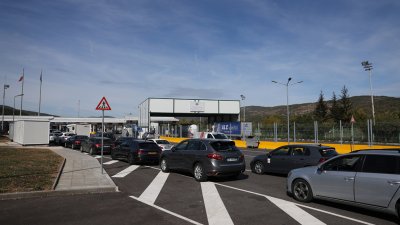Началось сезонное интенсивное движение автомобилей из Европы