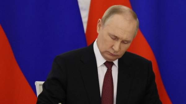 Путин вводит электронные повестки на мобилизацию