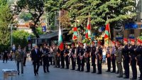 Президент вручил курсантам в Велико-Тырново первые офицерские погоны