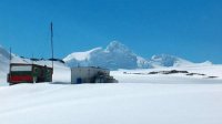 Испанцы спасли болгарских альпинистов на Антарктиде