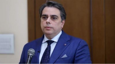 Асен Василев: Решение Румена Радева в защиту "Газпрома" &ndash; позор для президентского института