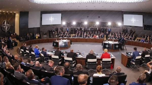Позиция Софии в НАТО об увеличении оборонного бюджета предсказуемо сдержанная